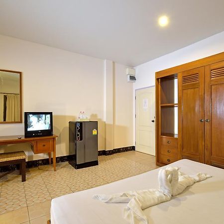 Krabi Grand Place Hotel Экстерьер фото