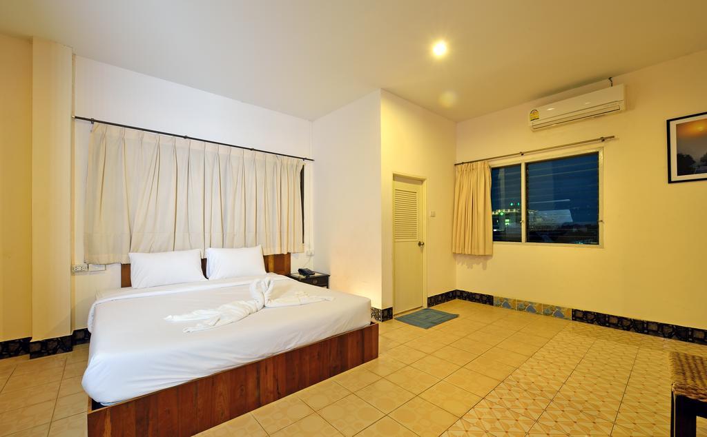 Krabi Grand Place Hotel Экстерьер фото